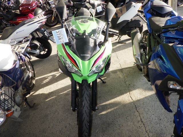 Kawasaki Ninja 400 2024