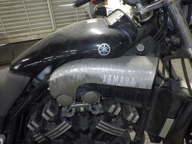 Yamaha V-Max 1998