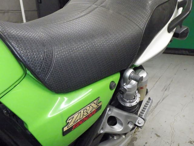 Kawasaki ZRX1200R 2002