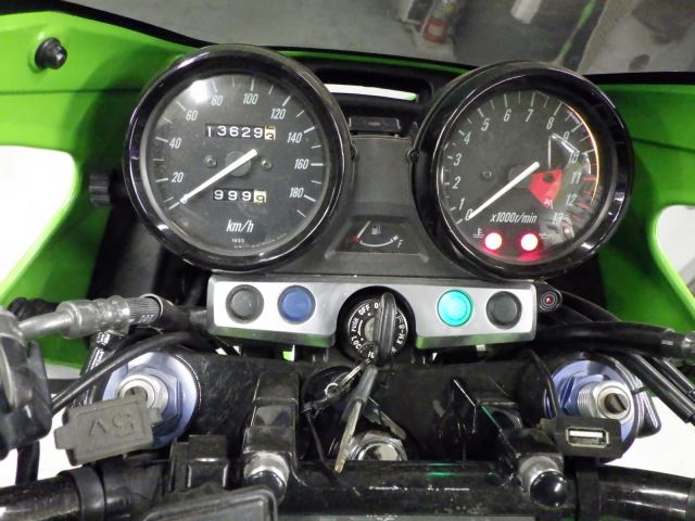 Kawasaki ZRX1200R 2002