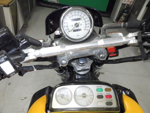 Yamaha V-Max 1998