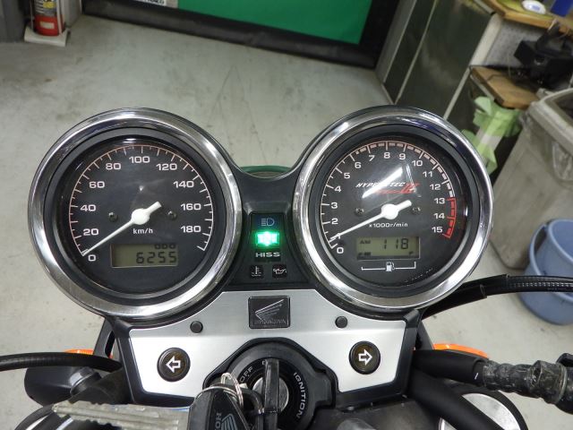 Honda CB400SF 2004