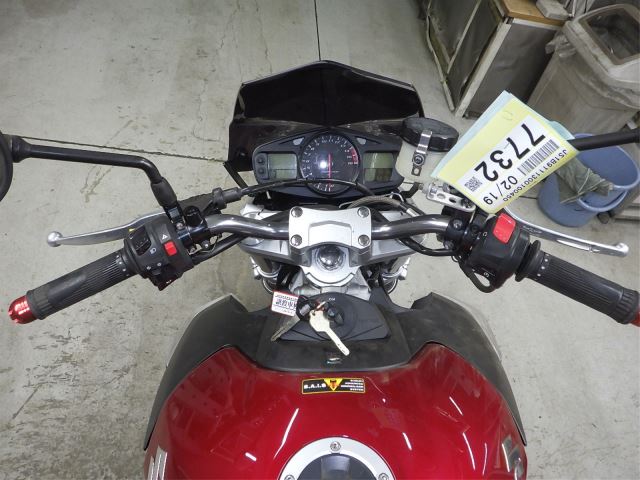 Suzuki GSR600 2009