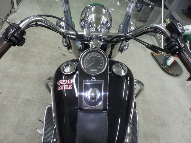 Harley-Davidson FLSTN1580 2009