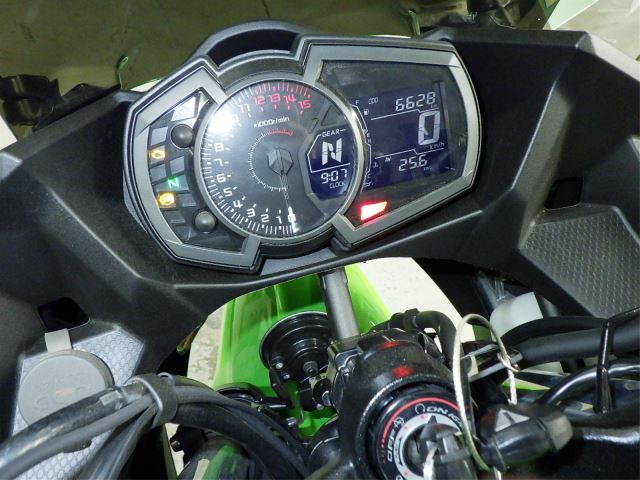 Kawasaki Ninja 400 2023