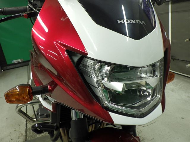 Honda CB400 Super Boldor A 2022