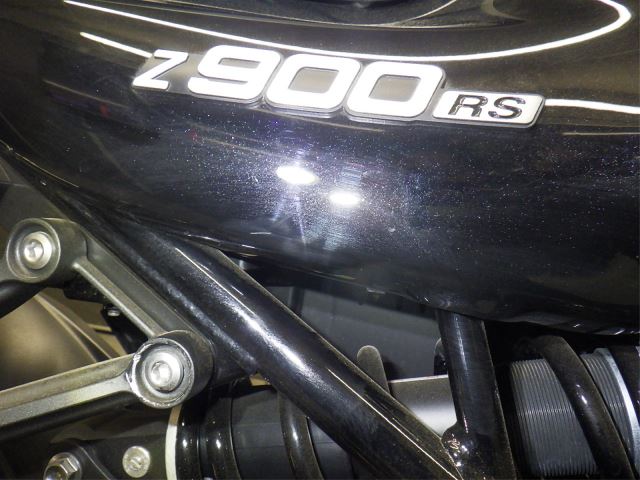 Kawasaki Z900RS 2024