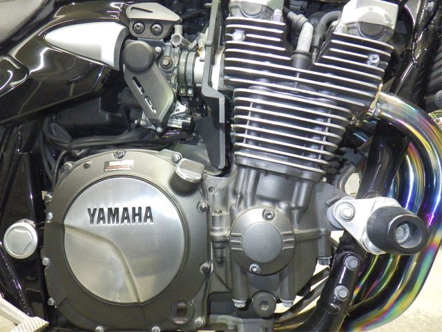 Yamaha XJR1300 2011