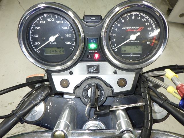 Honda CB400SF 2004