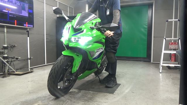 Kawasaki ZX-4RR - Адамото - Мотоцикли з Японії