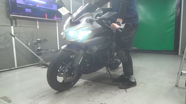 Kawasaki ZX-4R SE - Адамото - Мотоцикли з Японії
