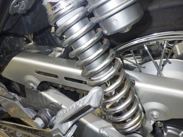 Tył